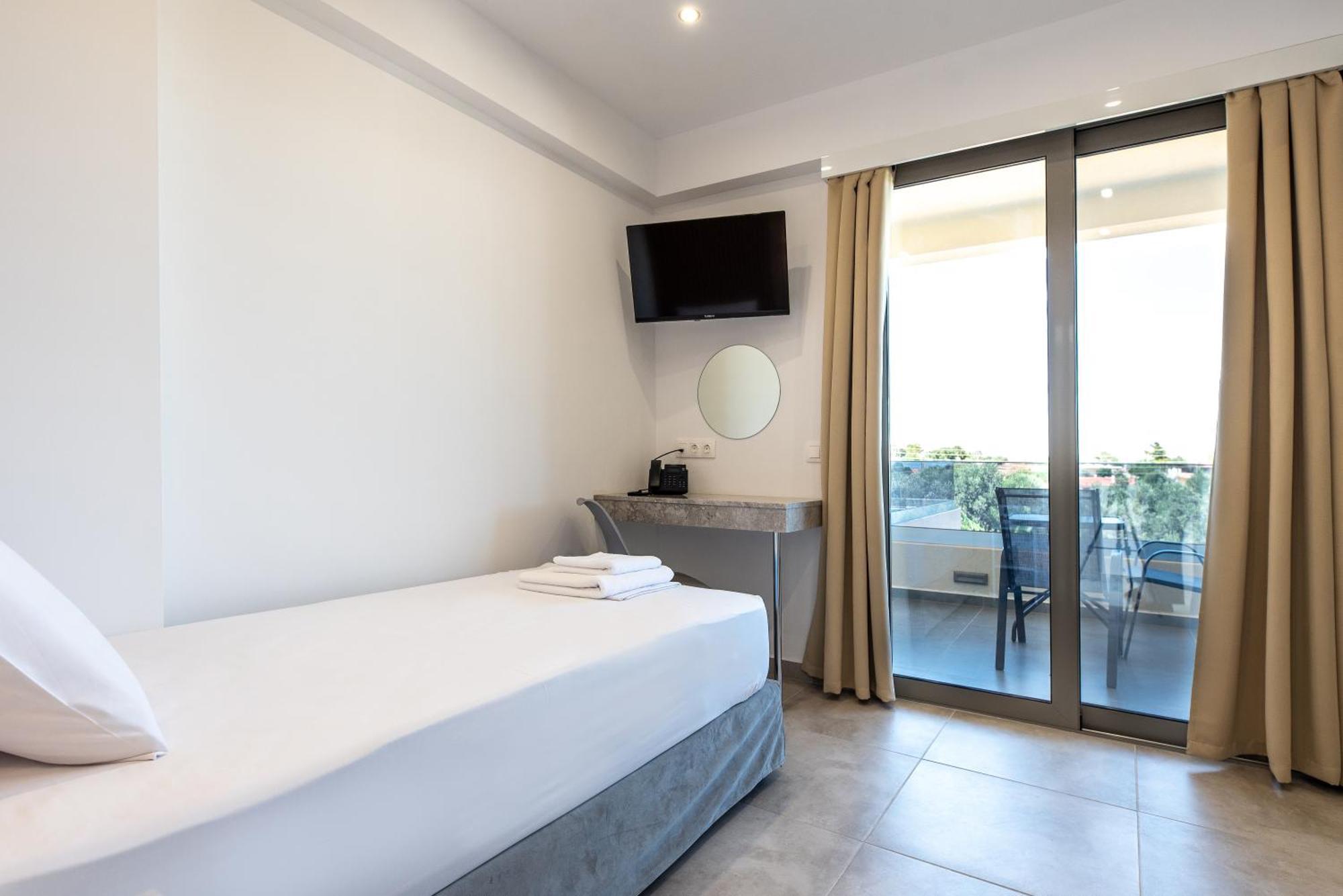 Airscape Hotel Free Shuttle From Athen'S Airport Artemida  Bilik gambar